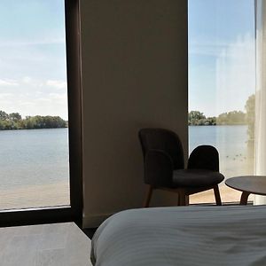 Twin Room Lake View